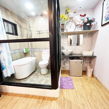 Woju Homestay Tainan Exterior photo