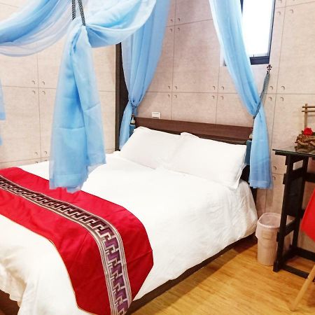 Woju Homestay Tainan Exterior photo