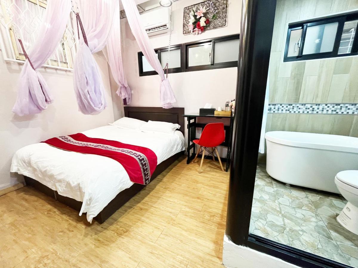 Woju Homestay Tainan Exterior photo