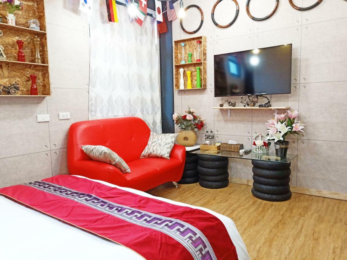 Woju Homestay Tainan Exterior photo
