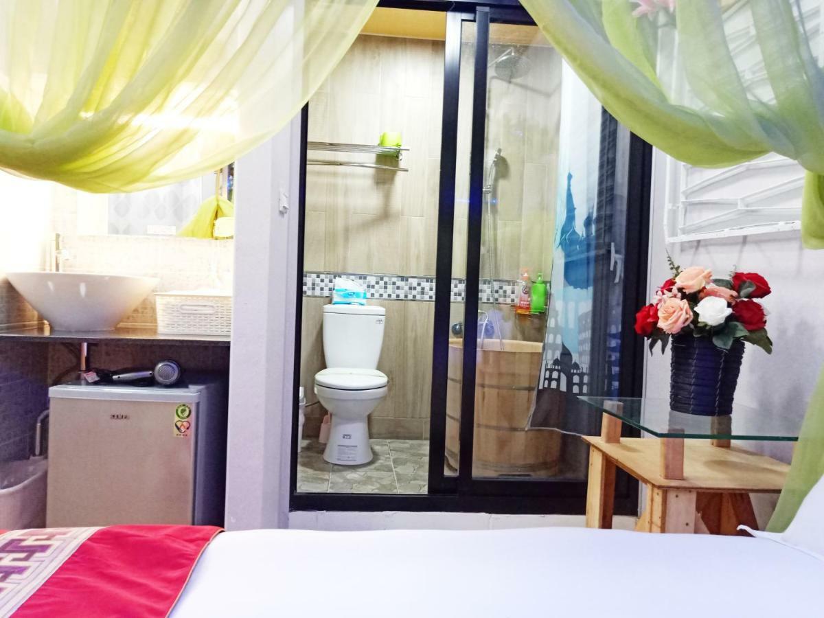 Woju Homestay Tainan Exterior photo